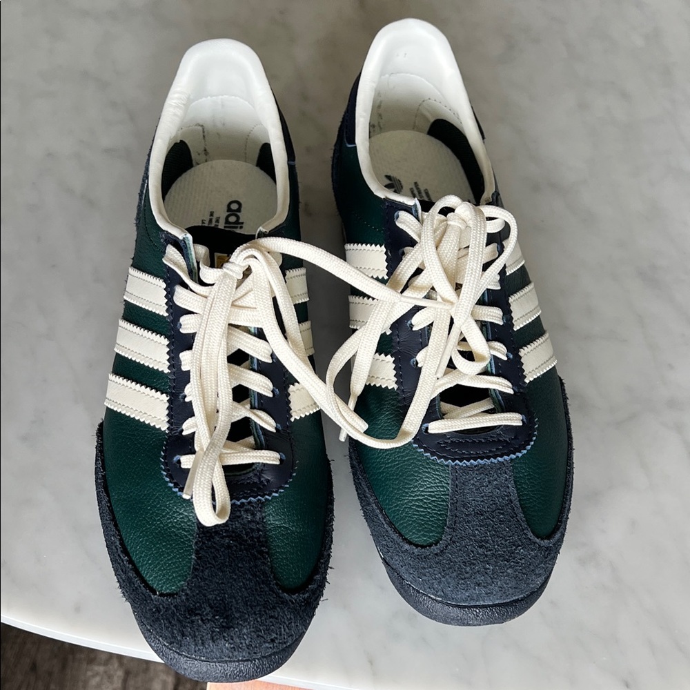 adidas Women's Green & Navy Low-Top Sneakers with White Stripes